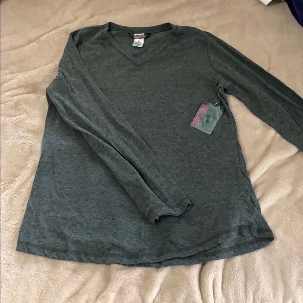 Grey long  sleeve Tshirt
